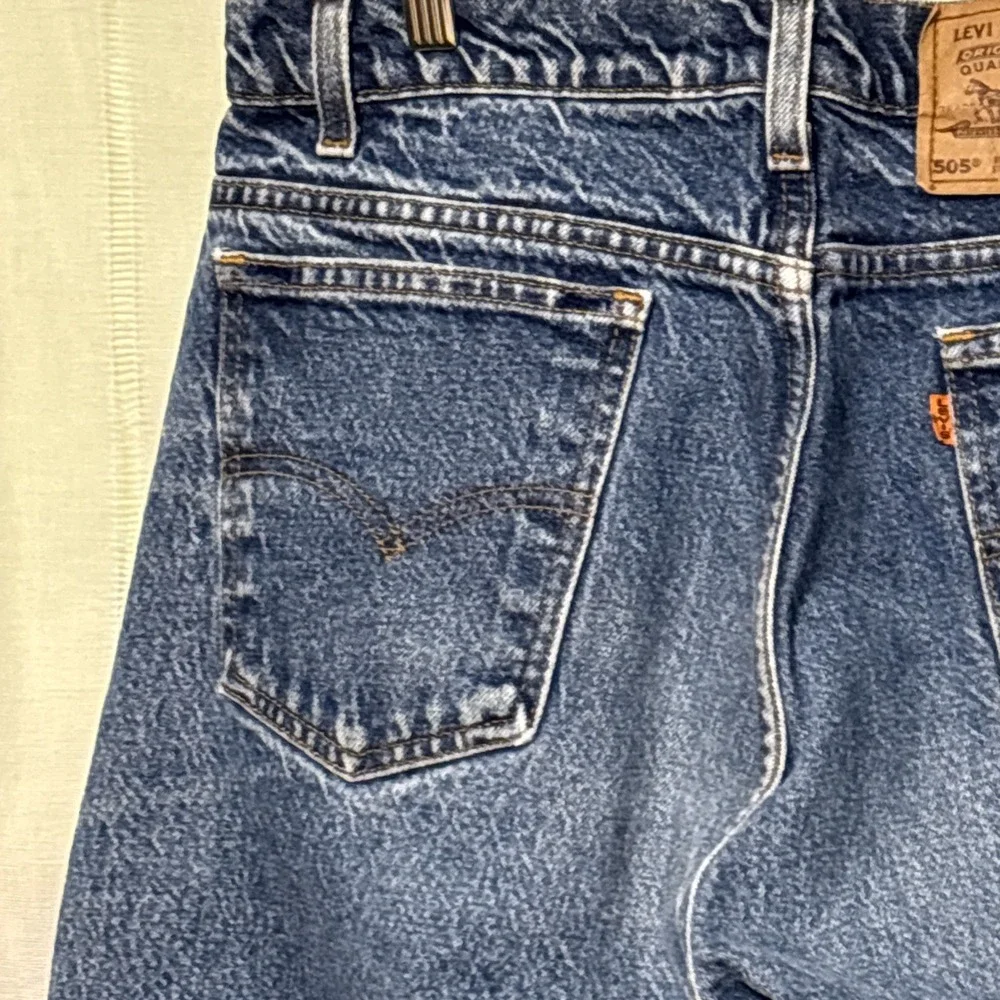 Vintage Levis 505 Jeans Mens 36x34 Blue Regular Straight Medium Wash Denim